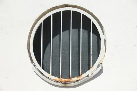 Round exterior vent
