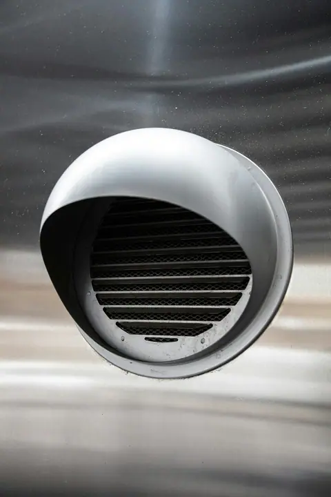 Metal exhaust vent cap
